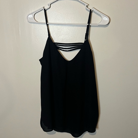 Shinestar Flowy Black Cami - Picture 2 of 6